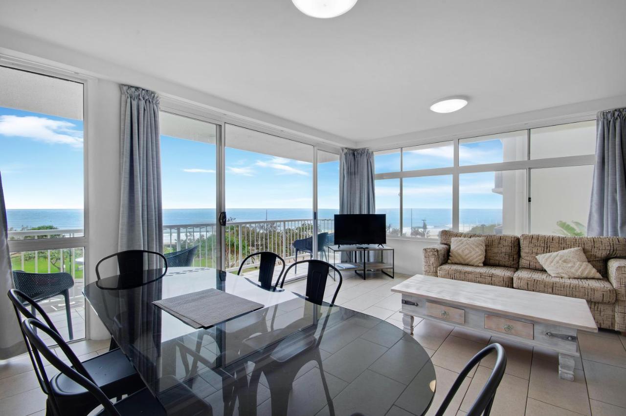 Capeview Apartments - Right On Kings Beach Caloundra Exteriör bild