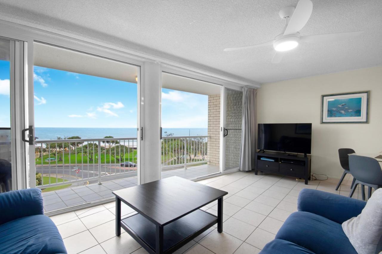 Capeview Apartments - Right On Kings Beach Caloundra Exteriör bild