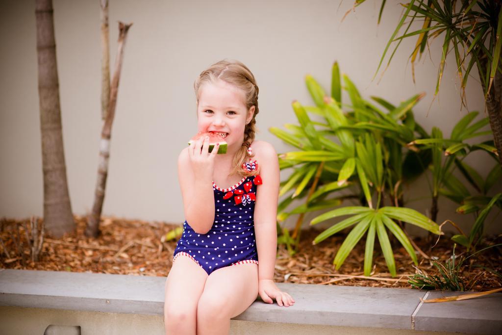 Capeview Apartments - Right On Kings Beach Caloundra Exteriör bild