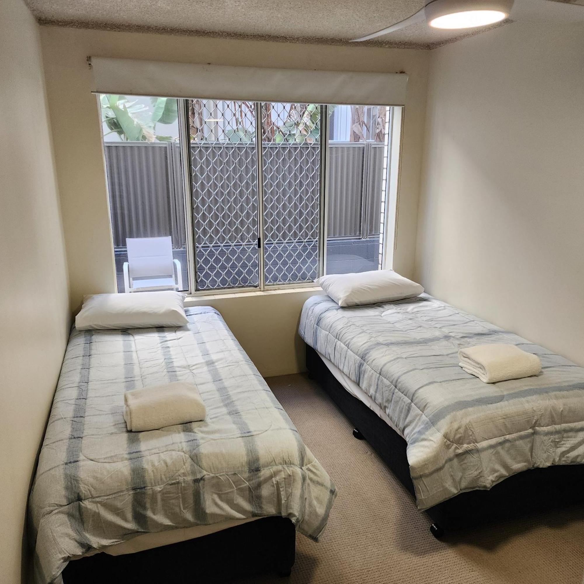 Capeview Apartments - Right On Kings Beach Caloundra Exteriör bild