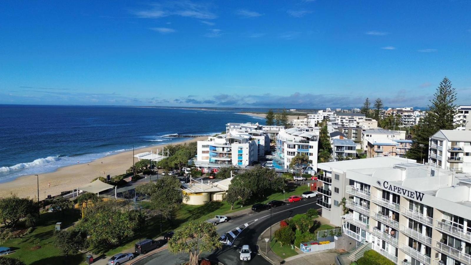 Capeview Apartments - Right On Kings Beach Caloundra Exteriör bild