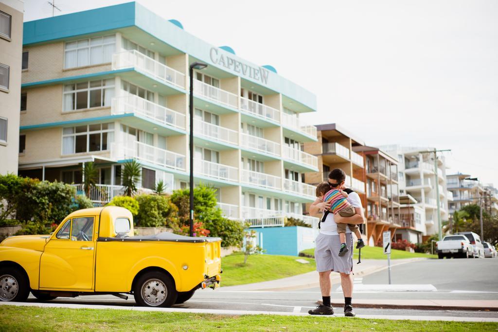 Capeview Apartments - Right On Kings Beach Caloundra Exteriör bild