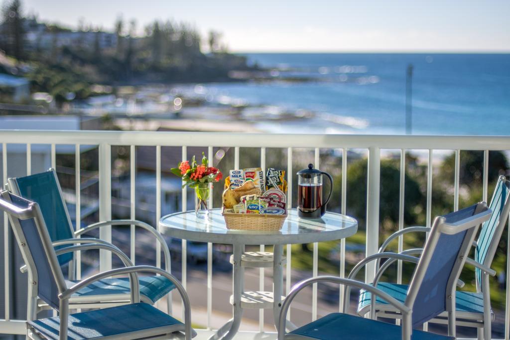 Capeview Apartments - Right On Kings Beach Caloundra Exteriör bild